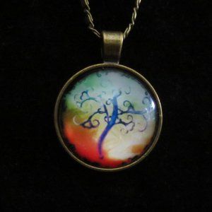 New World Glass Necklace Colorful Tree of Life Cabochon Pendant Brass Unisex 18"